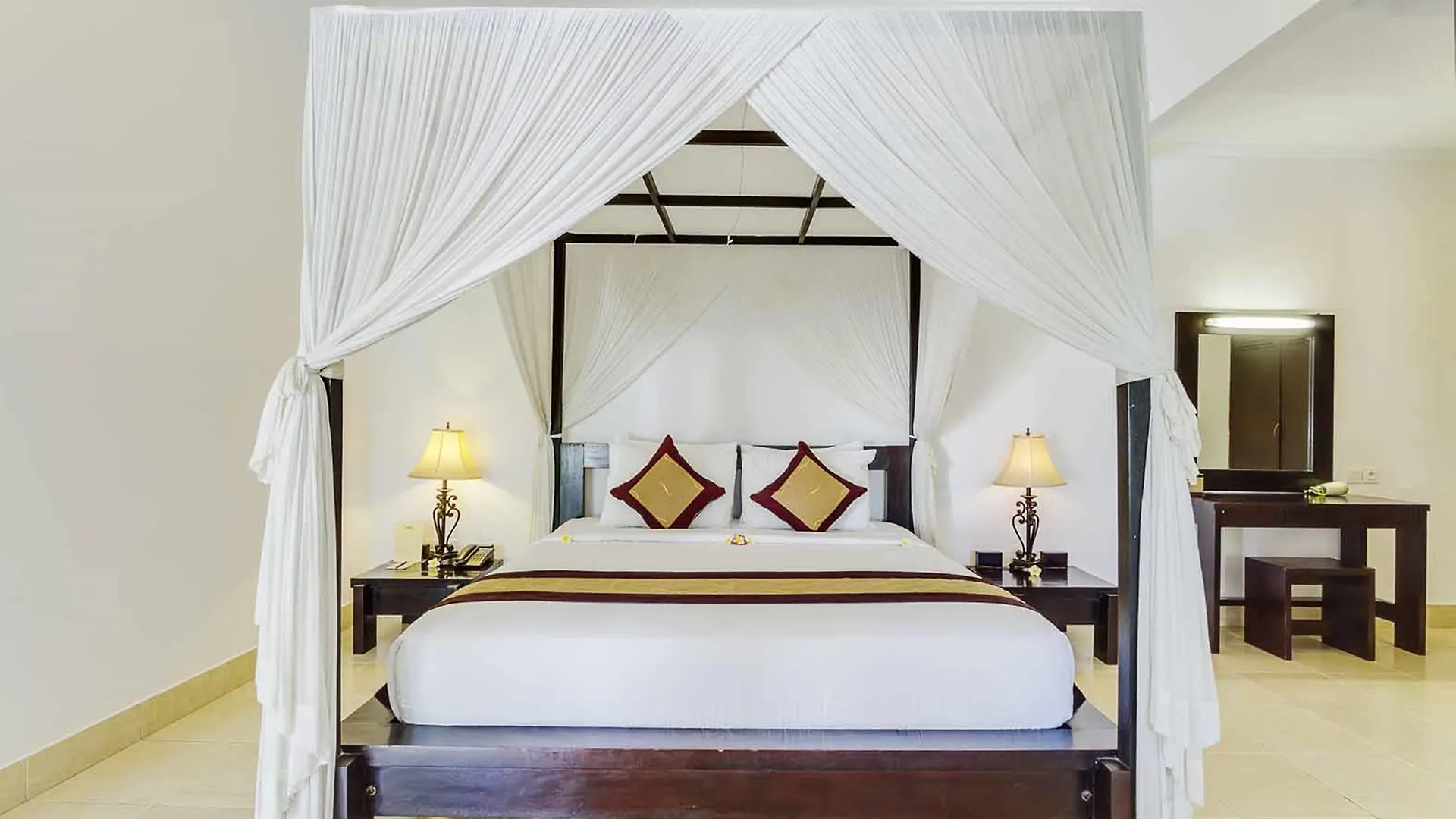 The Tukad Villa Seminyak 0*,