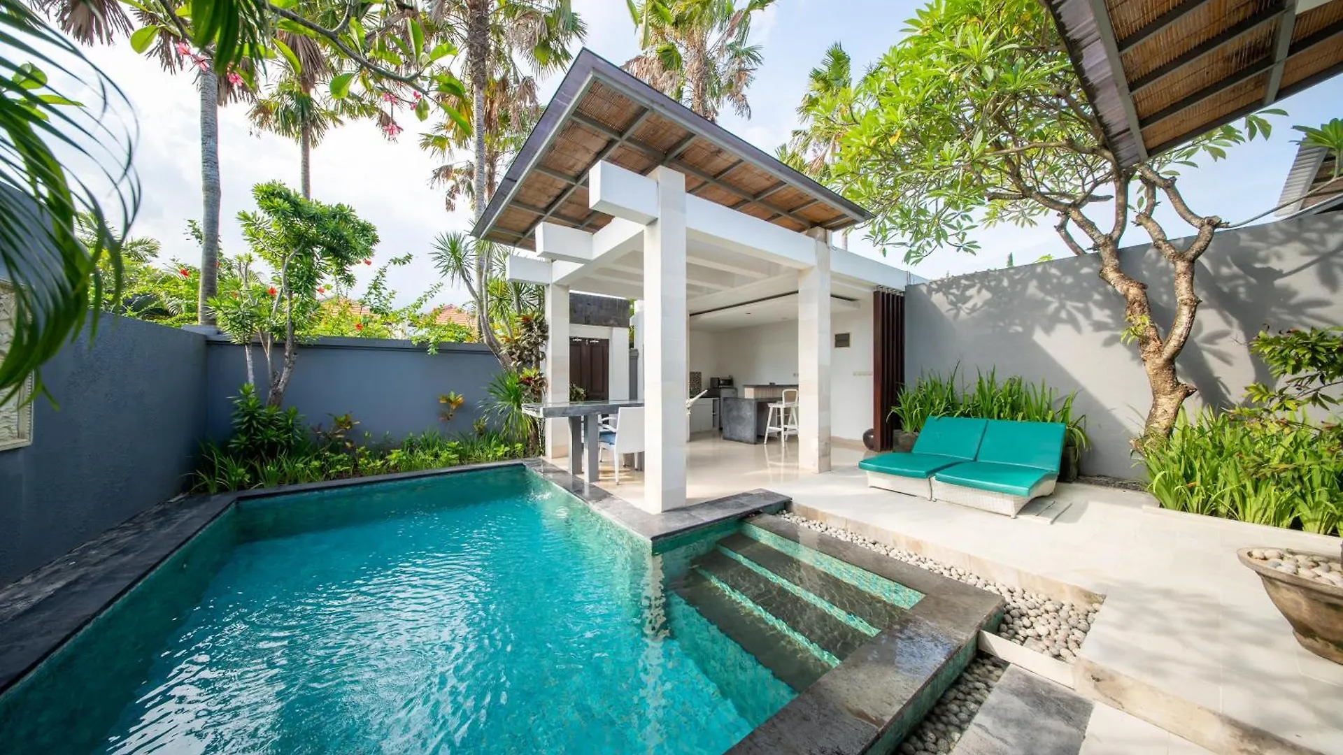 The Tukad Villa Seminyak Indonesië